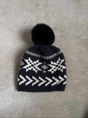 Lands' End Black and White Hat